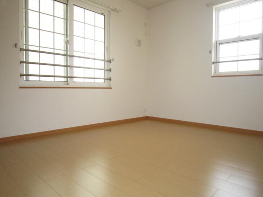 居室 スカ－レット