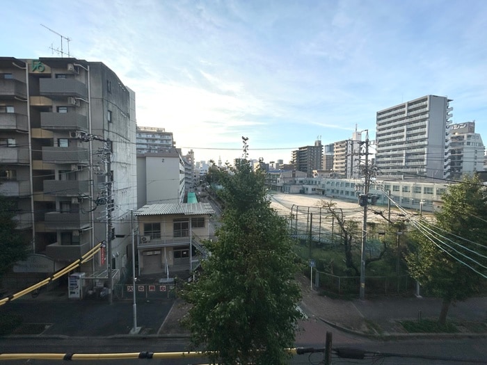 室内からの展望 アドバンス名古屋ブランシュ