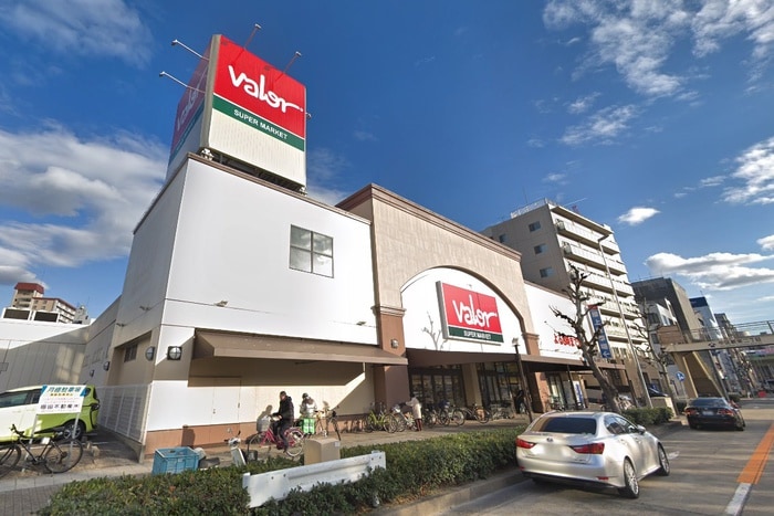 バロー新栄店(スーパー)まで220m 中駒新栄レオンビル