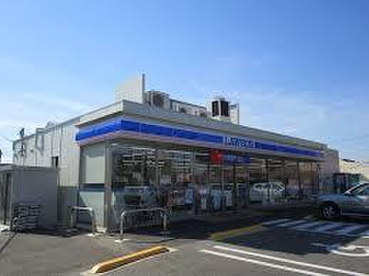 ローソン 守山警察署北店(コンビニ)まで385m アベニュ－大森
