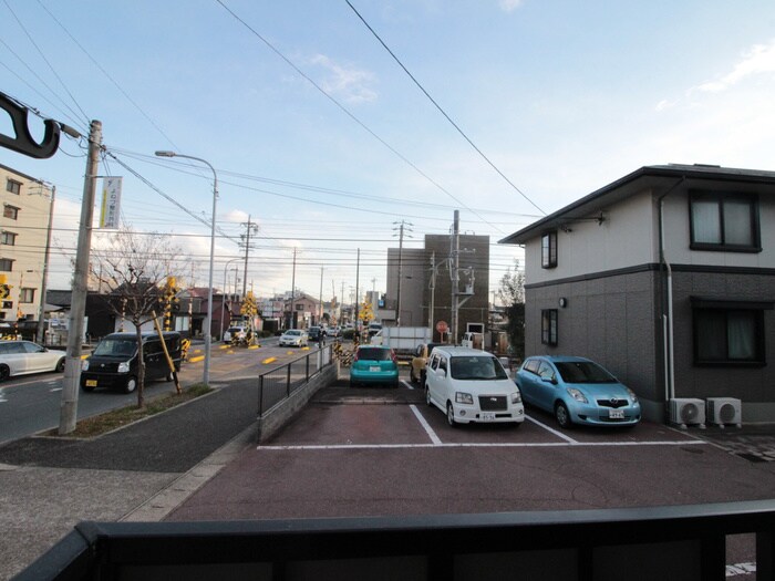 室内からの展望 ボナ－ル新城　Ａ