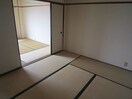 居室 ハイツヨシダ