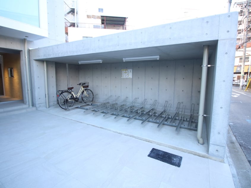 駐輪場 ルミナスパレス名駅
