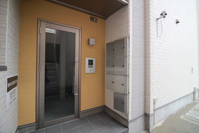 エントランス部分 ハーモニーテラス旗屋