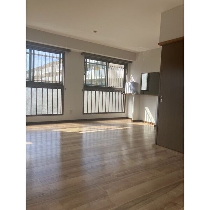 居室 リアライズ正保町