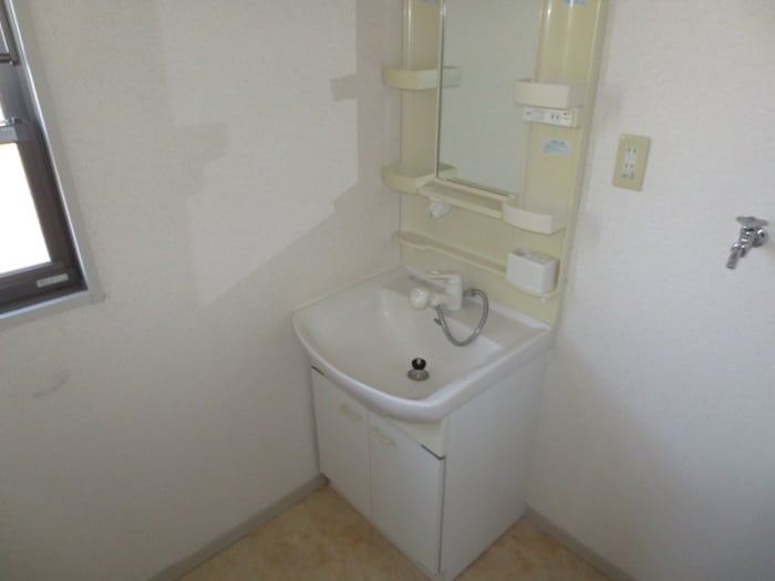 洗面 パティオサングリア