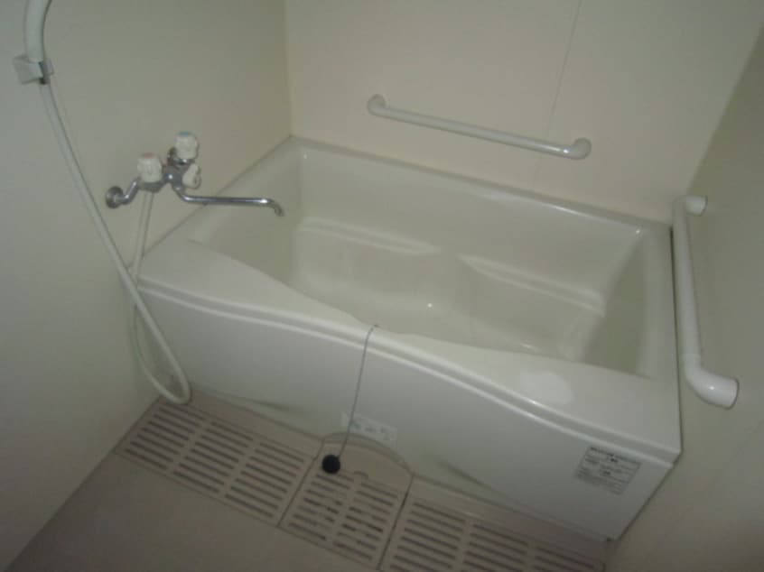 バス／シャワールーム等 リーベン・イセヤマ