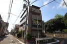 ダイヤビルの外観
