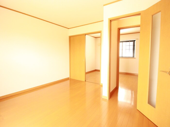 居室 ａｍｏｒｅ富塚