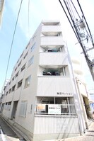 鶴田マンションの外観