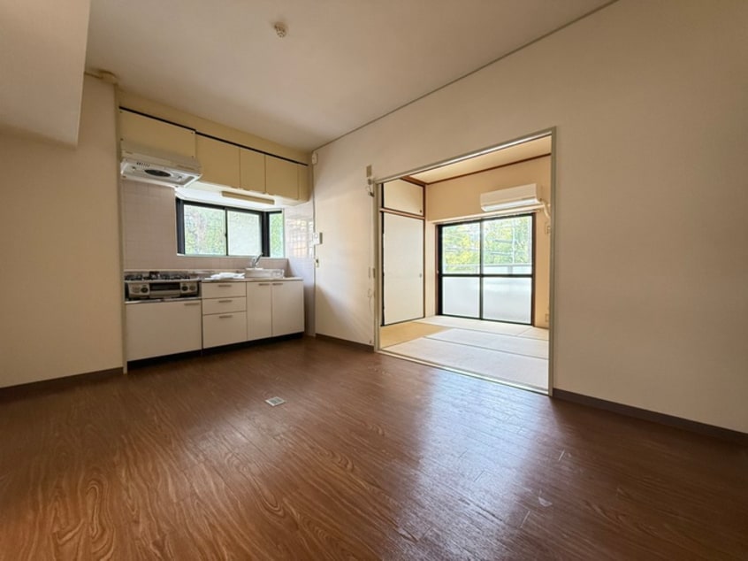 居室 千種エスティビル