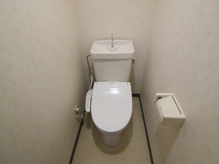 トイレ 曙EASTⅡ