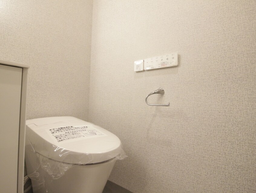 トイレ DAIWA　TAKASU