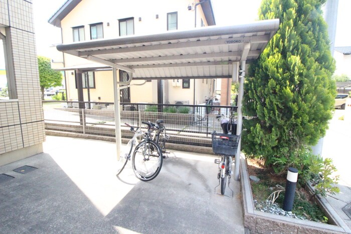 駐輪場 ラフィン