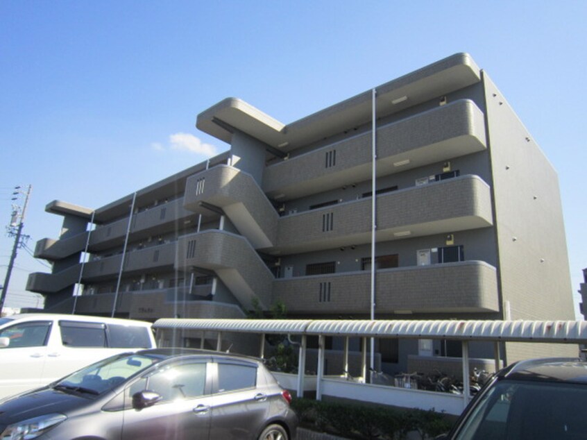 外観写真 プランタン