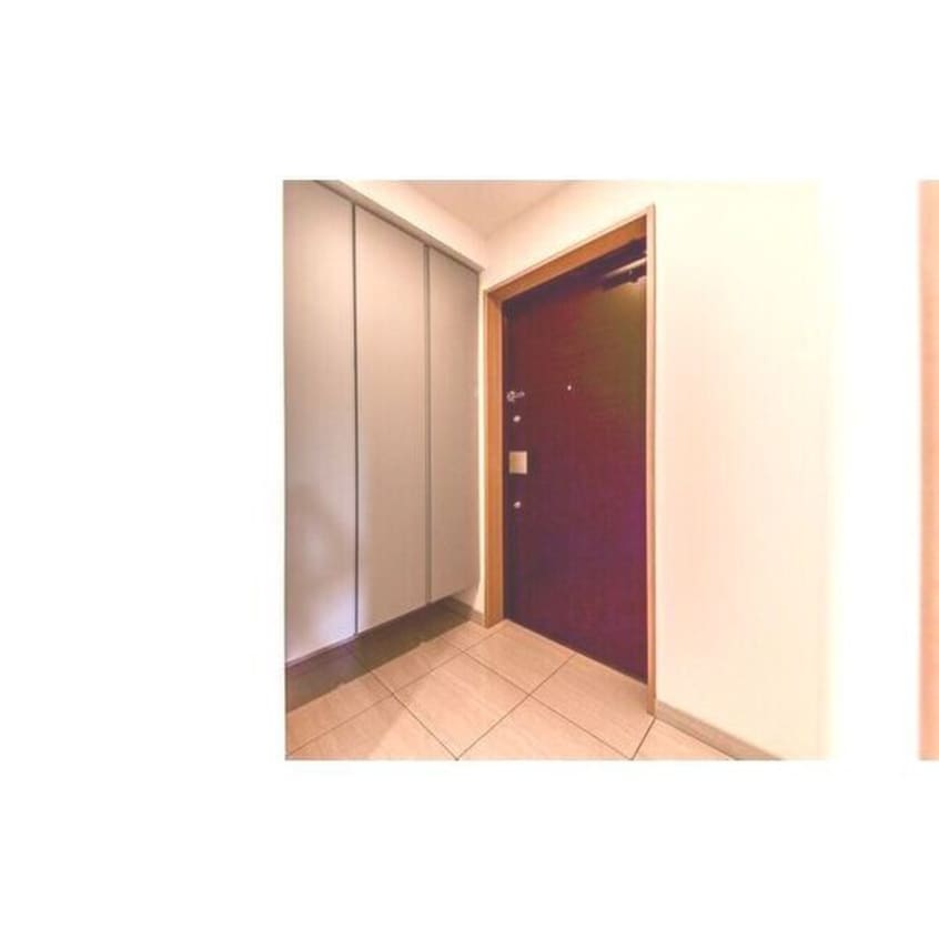 玄関 RESIDENCE KIKUZAKA