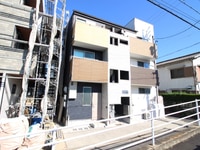 グリュック鳴海