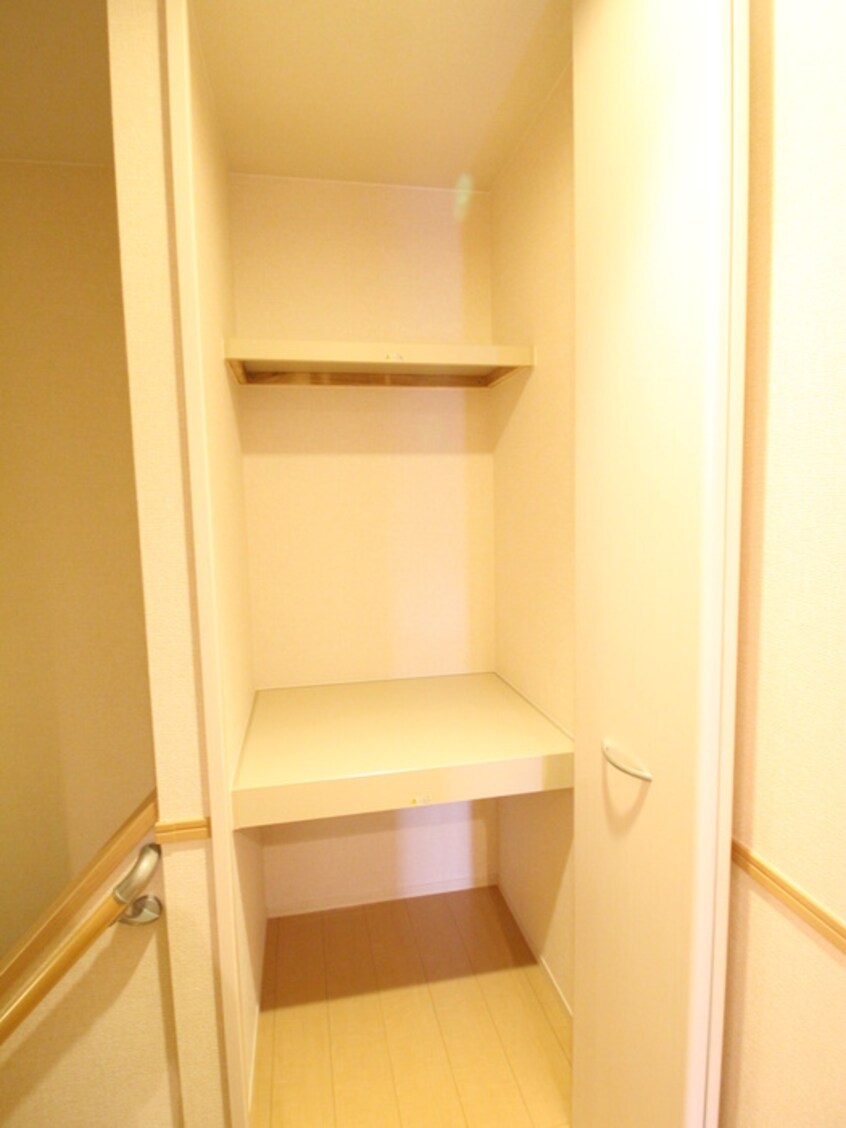 収納 グレイスフルⅡ