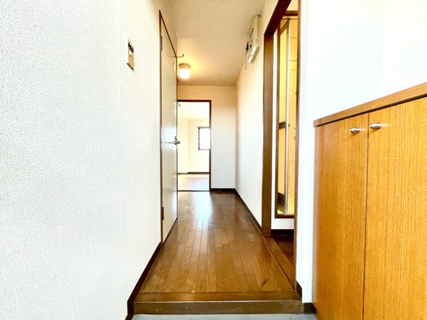 廊下 パークタウン道徳