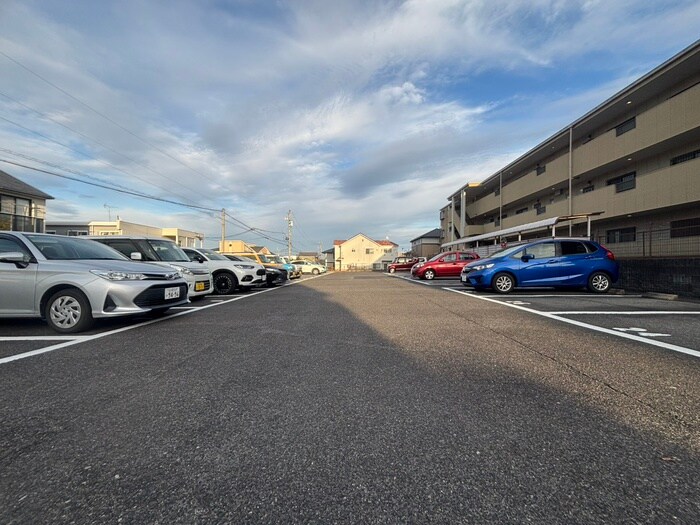 駐車場 グランドヒルズ神ﾉ倉