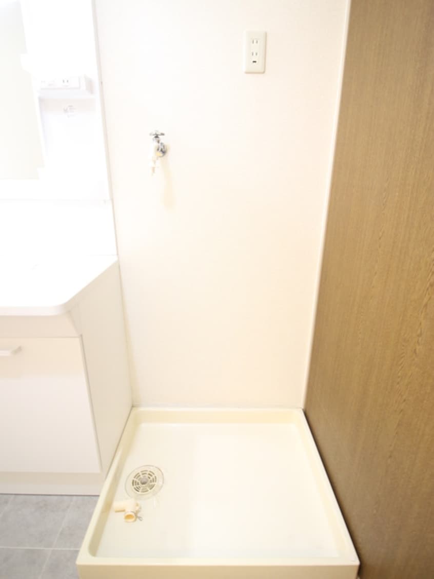 洗濯機置場 グランドヒルズ神ﾉ倉