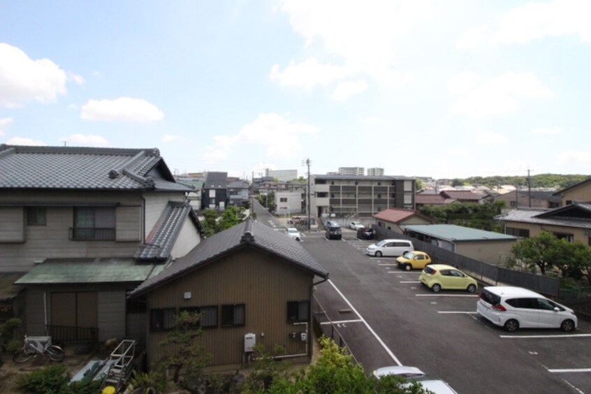 室内からの展望 ヴィクトワ－ル尾崎山