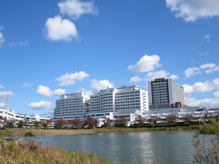 愛知医科大学病院(病院)まで1410m ラペッシュ