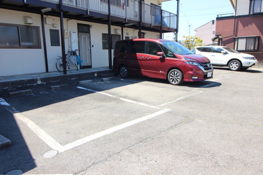 駐車場 サンライトハウス