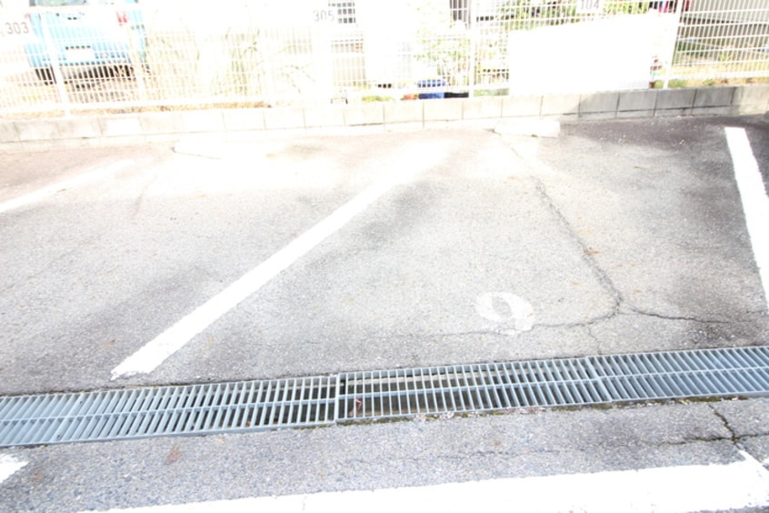 駐車場 柏原農住団地Ｔ棟