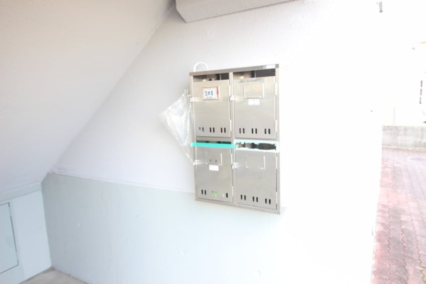 エントランス部分 柏原農住団地Ｔ棟