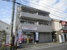 イワテツビルの外観