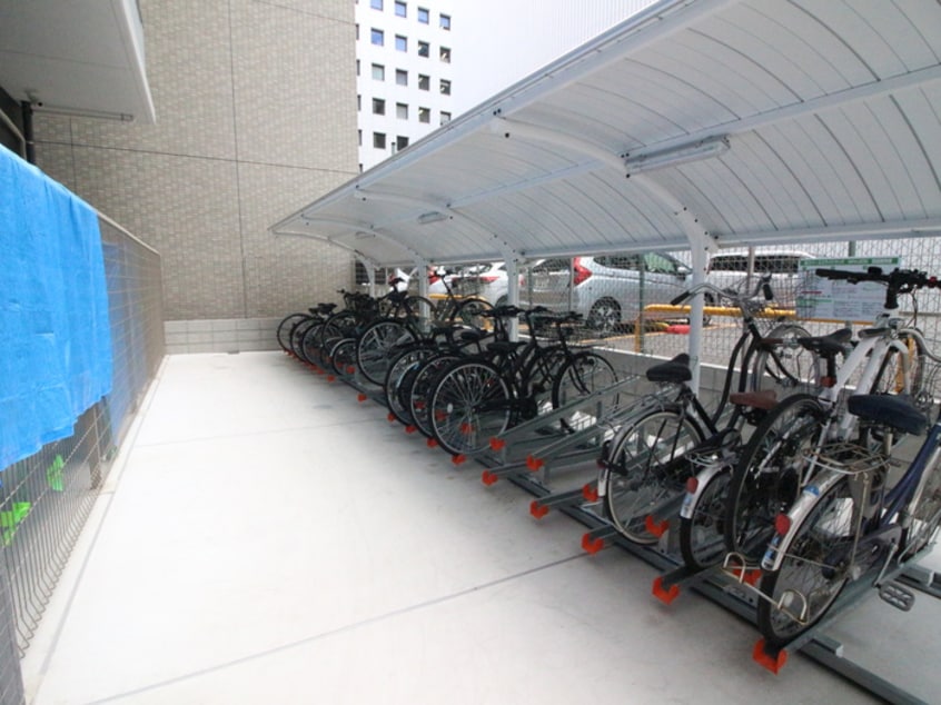 駐輪場 リップルズ