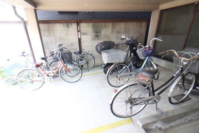 駐輪場 ロイヤル大磯