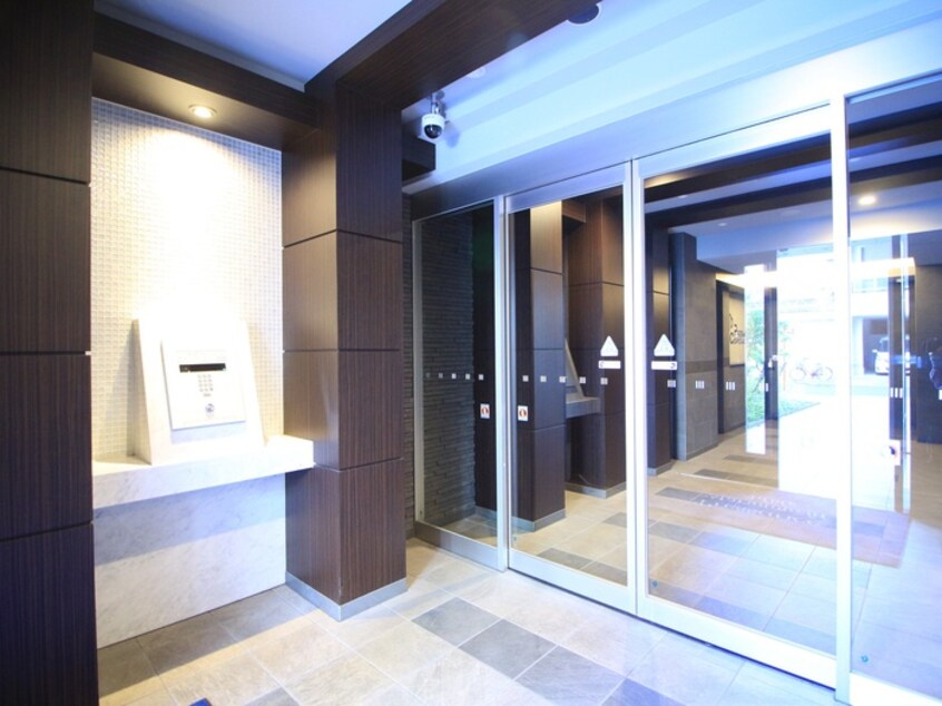 エントランス部分 ﾌﾟﾚｻﾝｽ丸の内ｱﾄﾞﾌﾞﾙ(306)