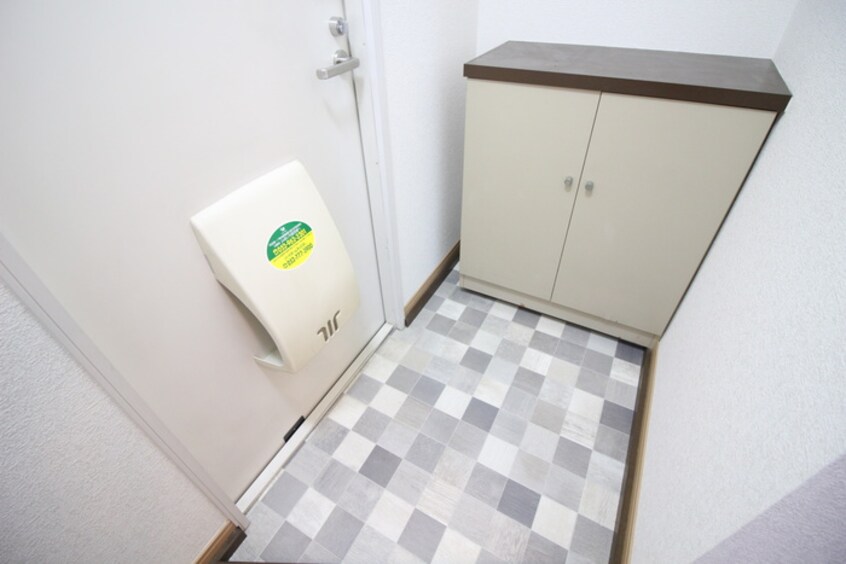 玄関 サンリバーＡ