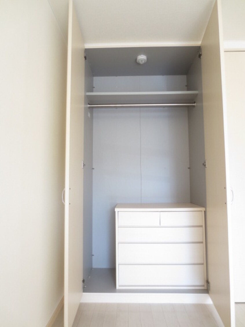 収納 プレジデント川中