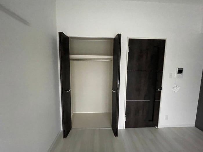 収納 ブリリアコート金山