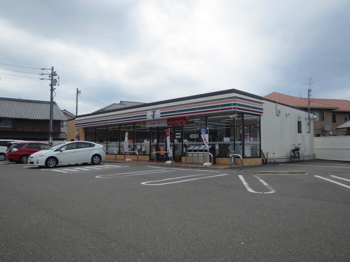 セブンイレブン(コンビニ)まで466m モルセラB