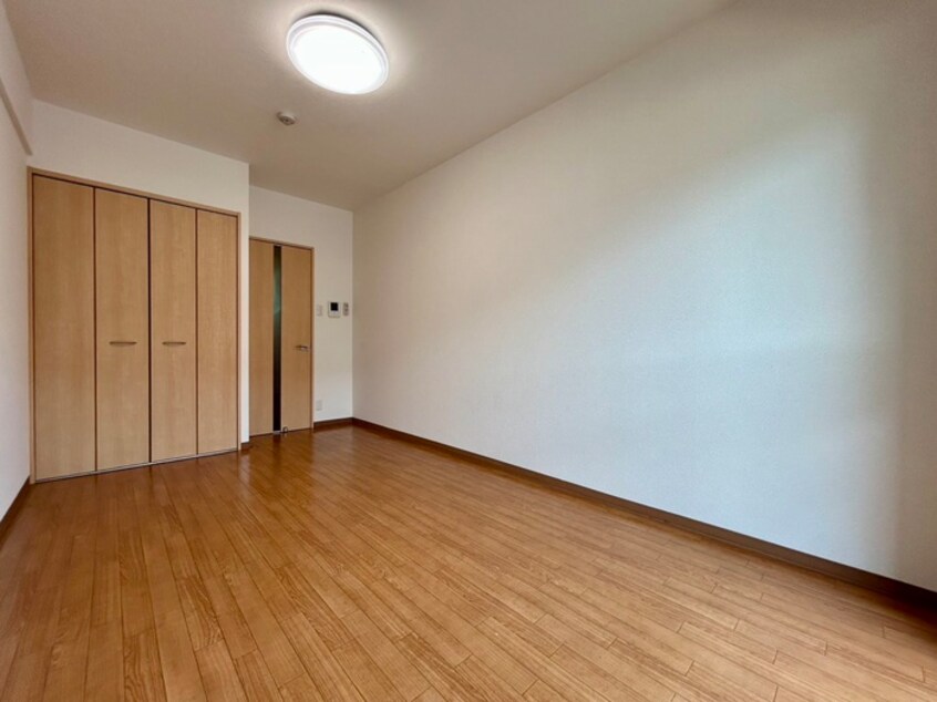 居室 A.City守山元郷