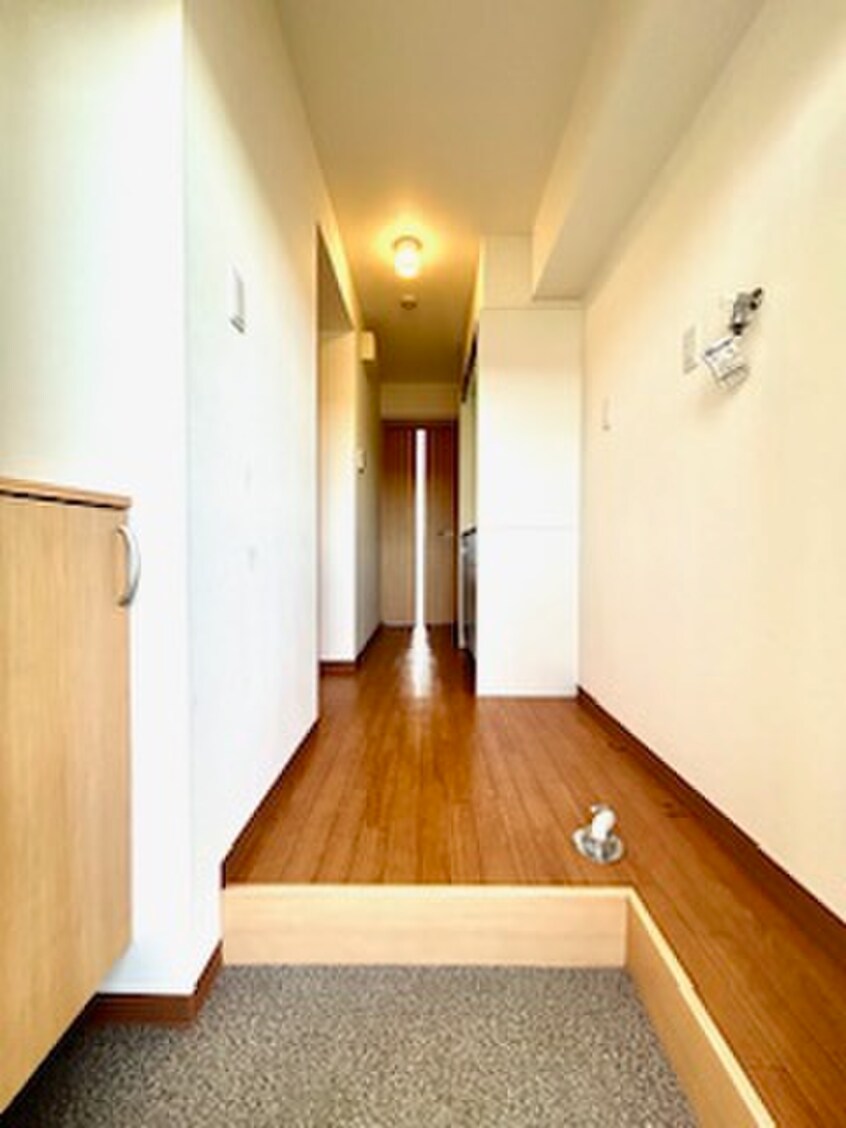 玄関 A.City守山元郷