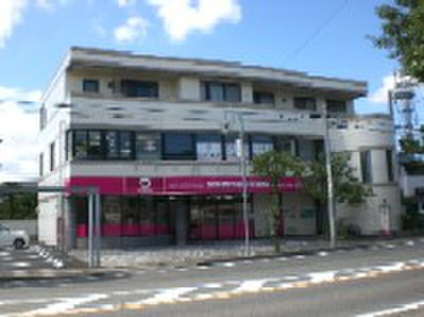 臼井書店(本屋)まで500m マ－ヴェラス