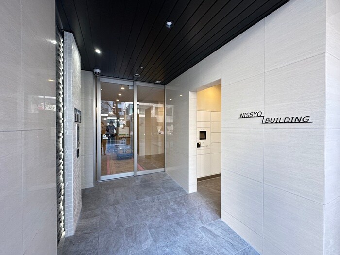 エントランス部分 NISSYO　BUILDING