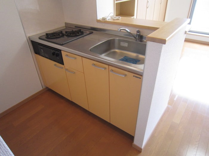 キッチン ファミール尺口