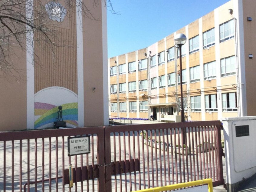 名古屋市立貴船小学校(小学校)まで730m バンクーバー1121勢子坊A棟