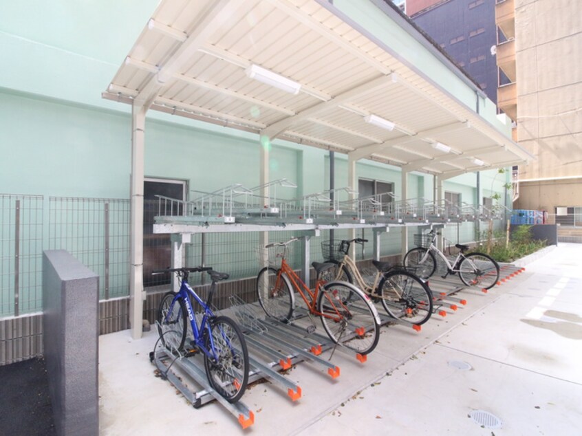 駐輪場 Flair丸の内