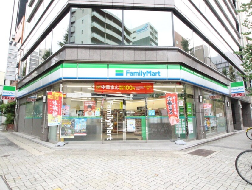 ファミリーマート　丸の内2丁目店(コンビニ)まで180m Flair丸の内