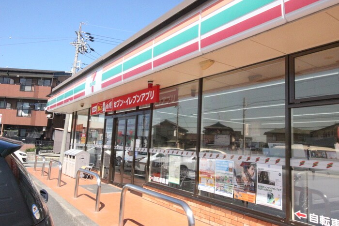 セヴンイレブンあま中萱津店(コンビニ)まで500m アム－ルグリシ－ヌ