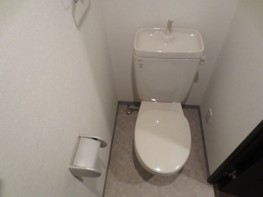 トイレ ﾗｲｼﾞﾝｸﾞｺ-ﾄ名古屋駅南(803)