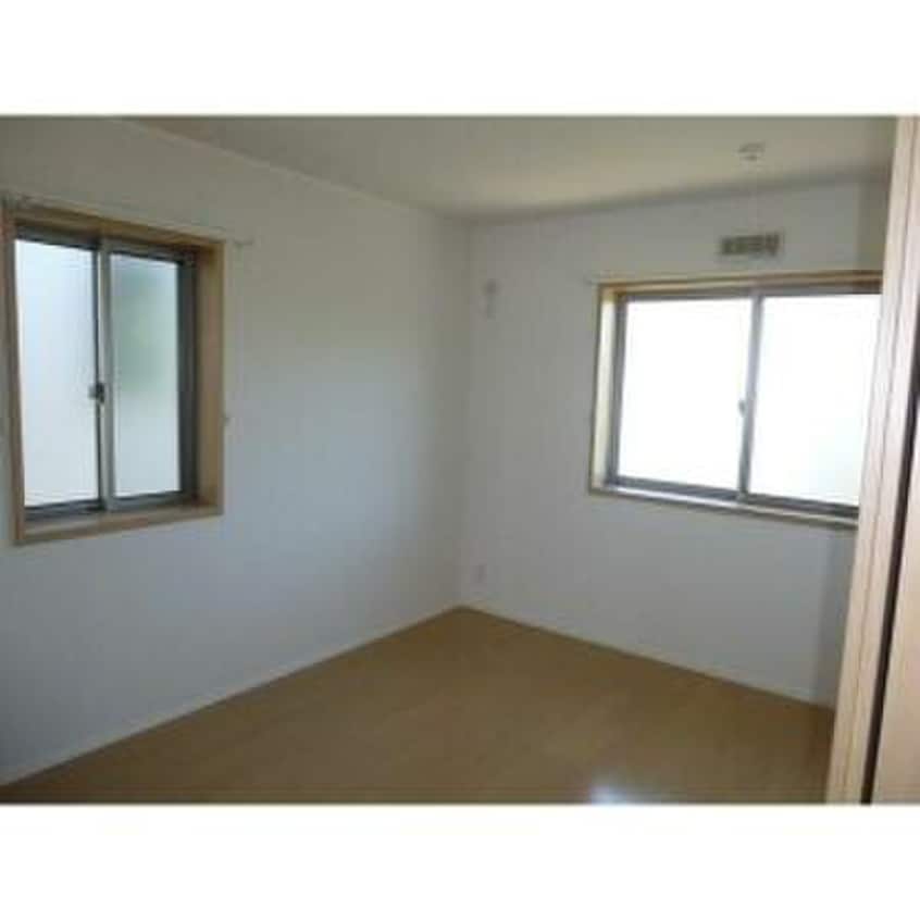 居室 フィカーサK