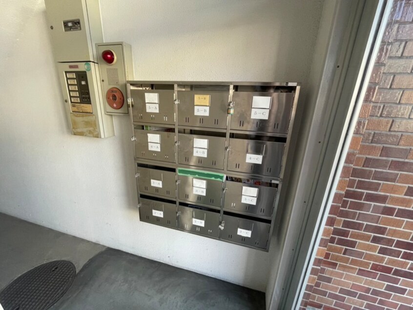 エントランス部分 第３籠原ビル